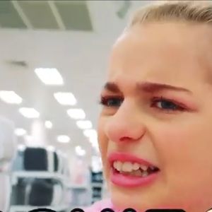 Meet your Posher, Iris